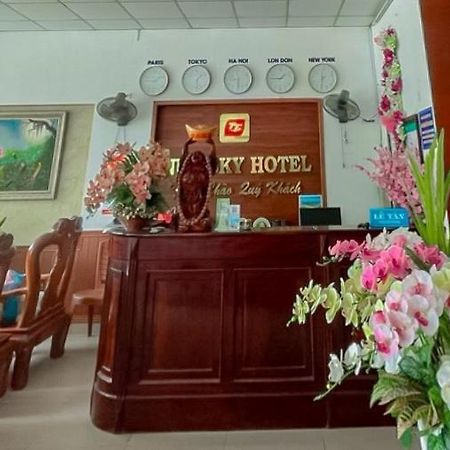 New Sky Hotel Cửa Lô Bagian luar foto